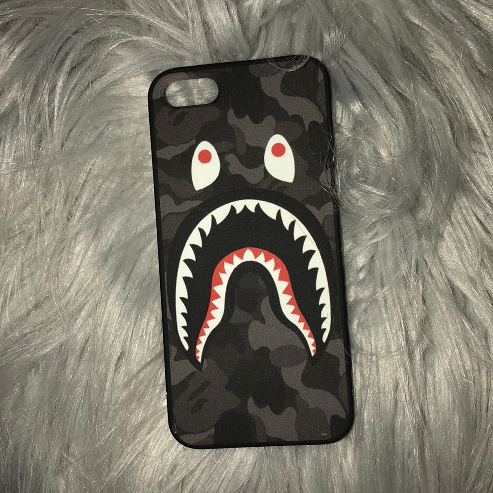 Bape iPhone 5se phone case